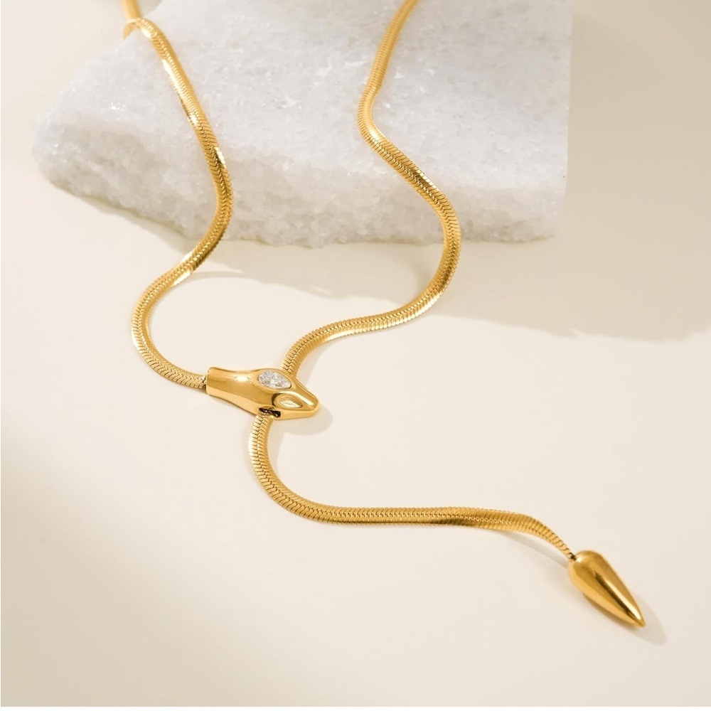 Waterproof! 18K Gold Plated Necklace

Stainless Steel